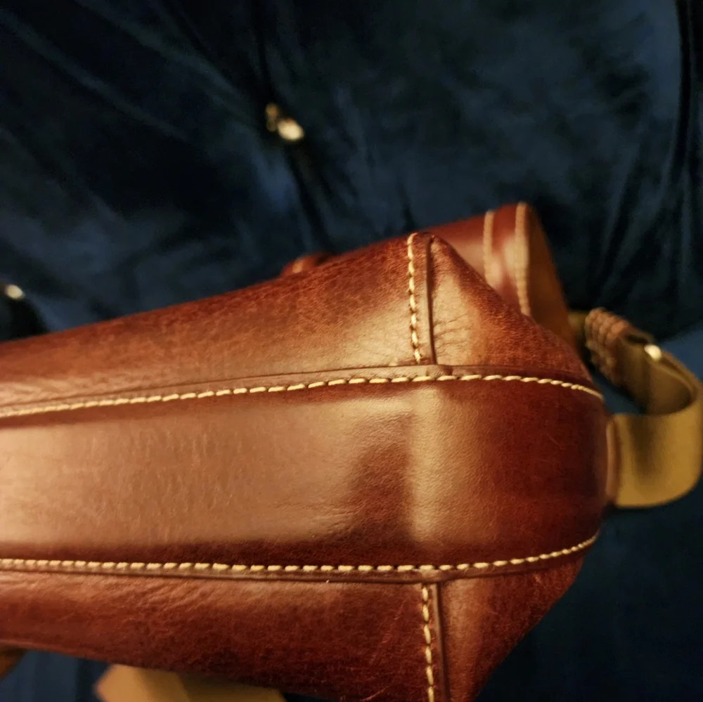 Dooney & Bourke Brown Leather Crossbody Bag - Picture 10 of 11